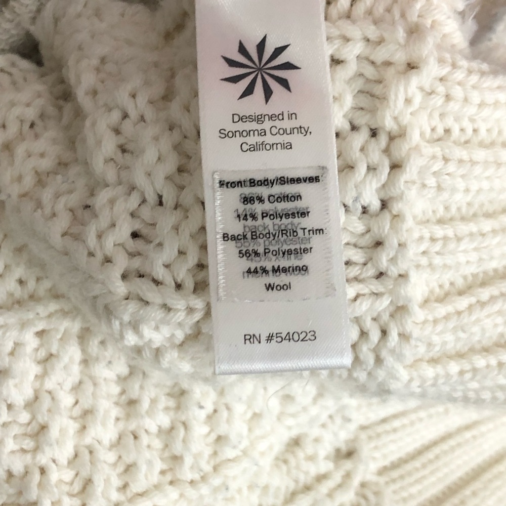 Athleta cream, mixed media cableknit, sweater sweatshirt￼ - Picture 7 of 12